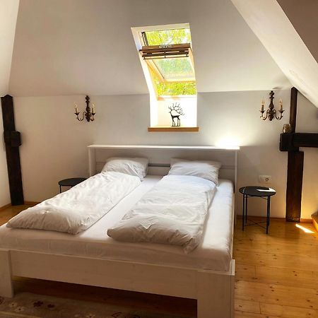 Rose'S Oldtown Apartment Brasov Exterior photo