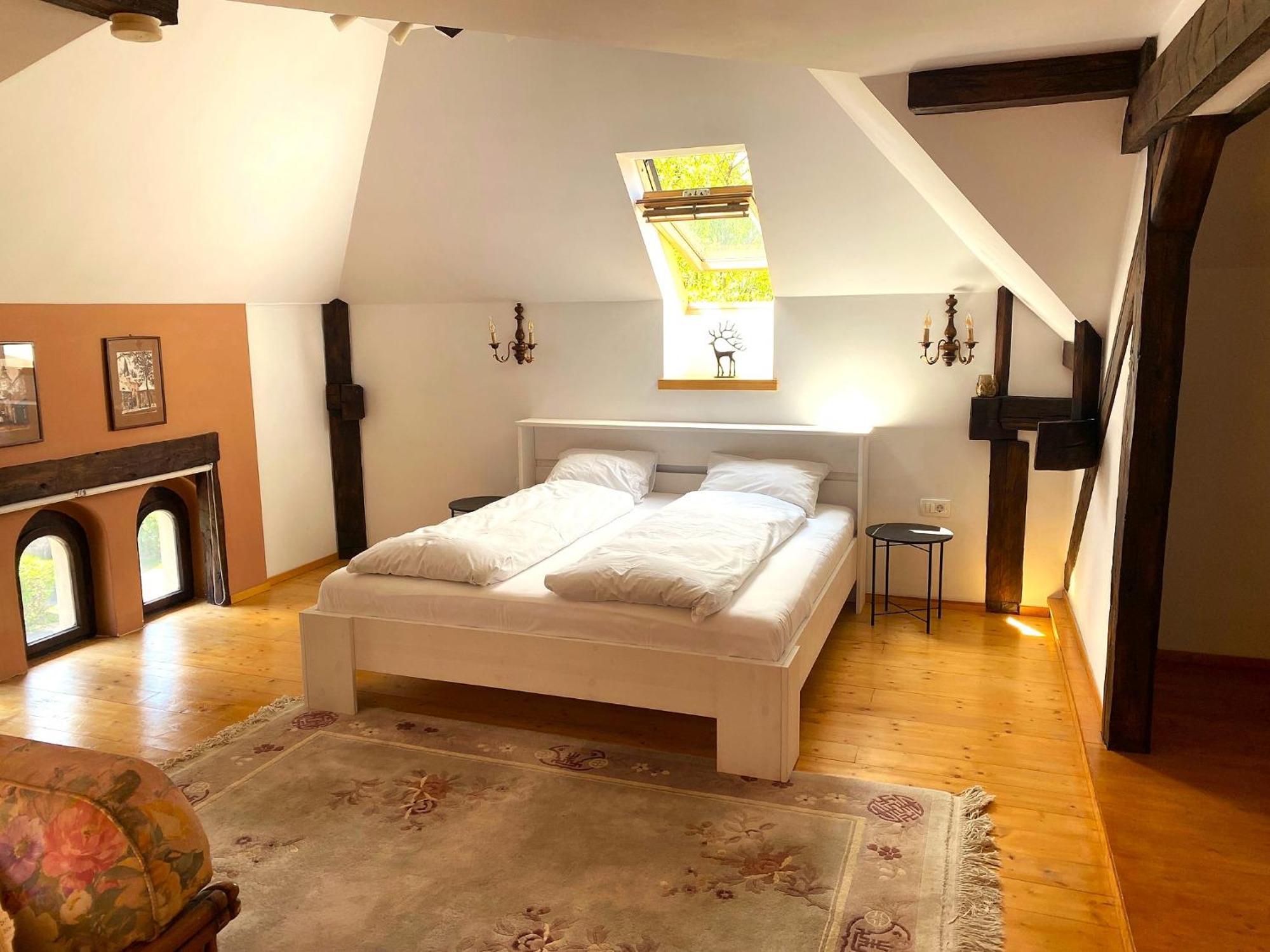 Rose'S Oldtown Apartment Brasov Exterior photo
