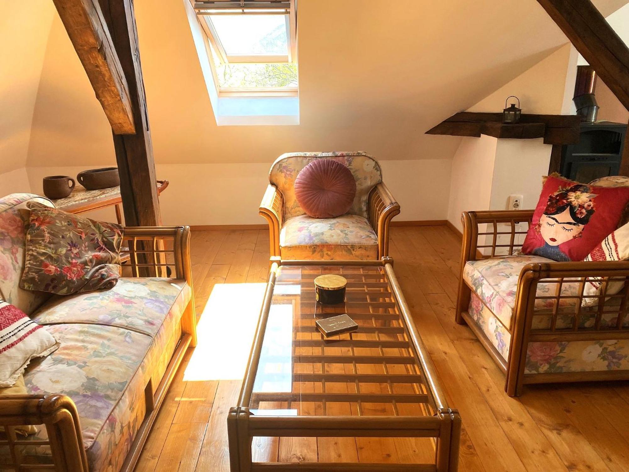 Rose'S Oldtown Apartment Brasov Exterior photo